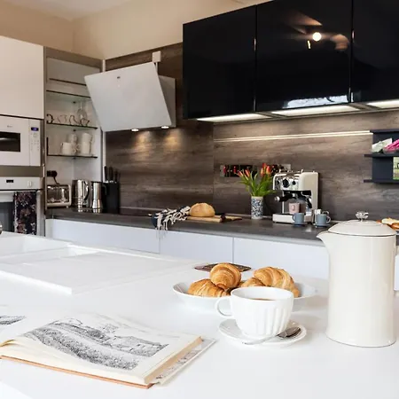 Mint Mill: New Riverside In Historic Mill Apartment Kendal